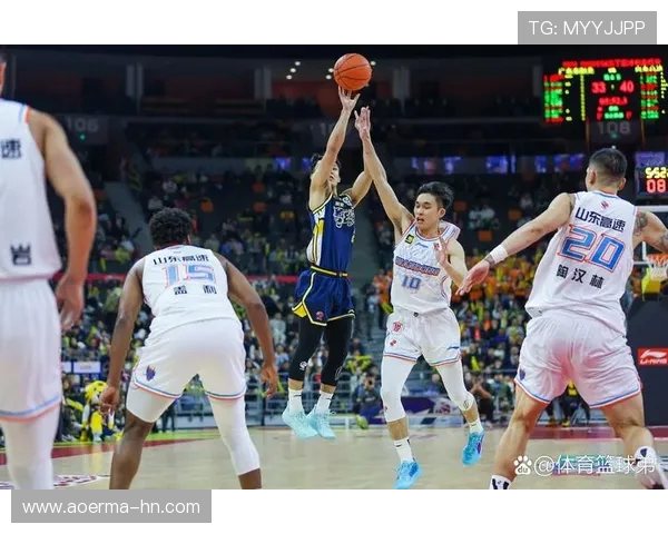 国足热身赛鏖战东南劲旅年轻球员爆发展现球队全新战术体系